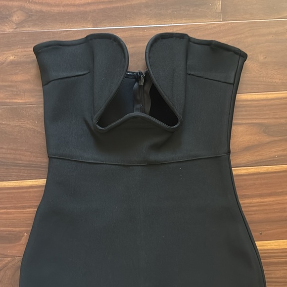 Black Bandage Cut Out Low Neckline Maxi Dress size M - Picture 4 of 8